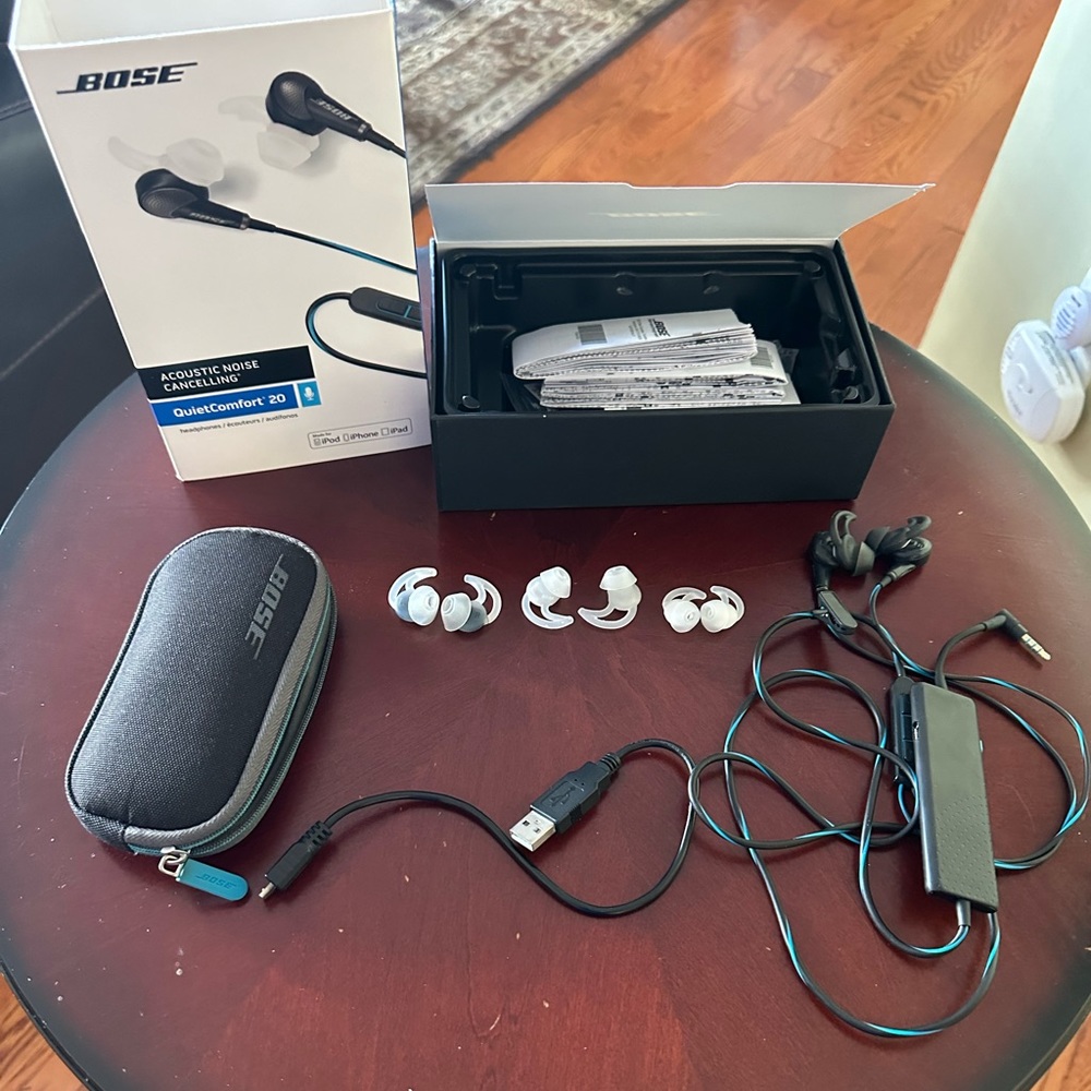 Bose QuietComfort 20 Earbuds